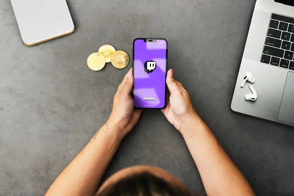 Den Code knacken: Echtes Engagement aufbauen statt Twitch-Follower kaufen