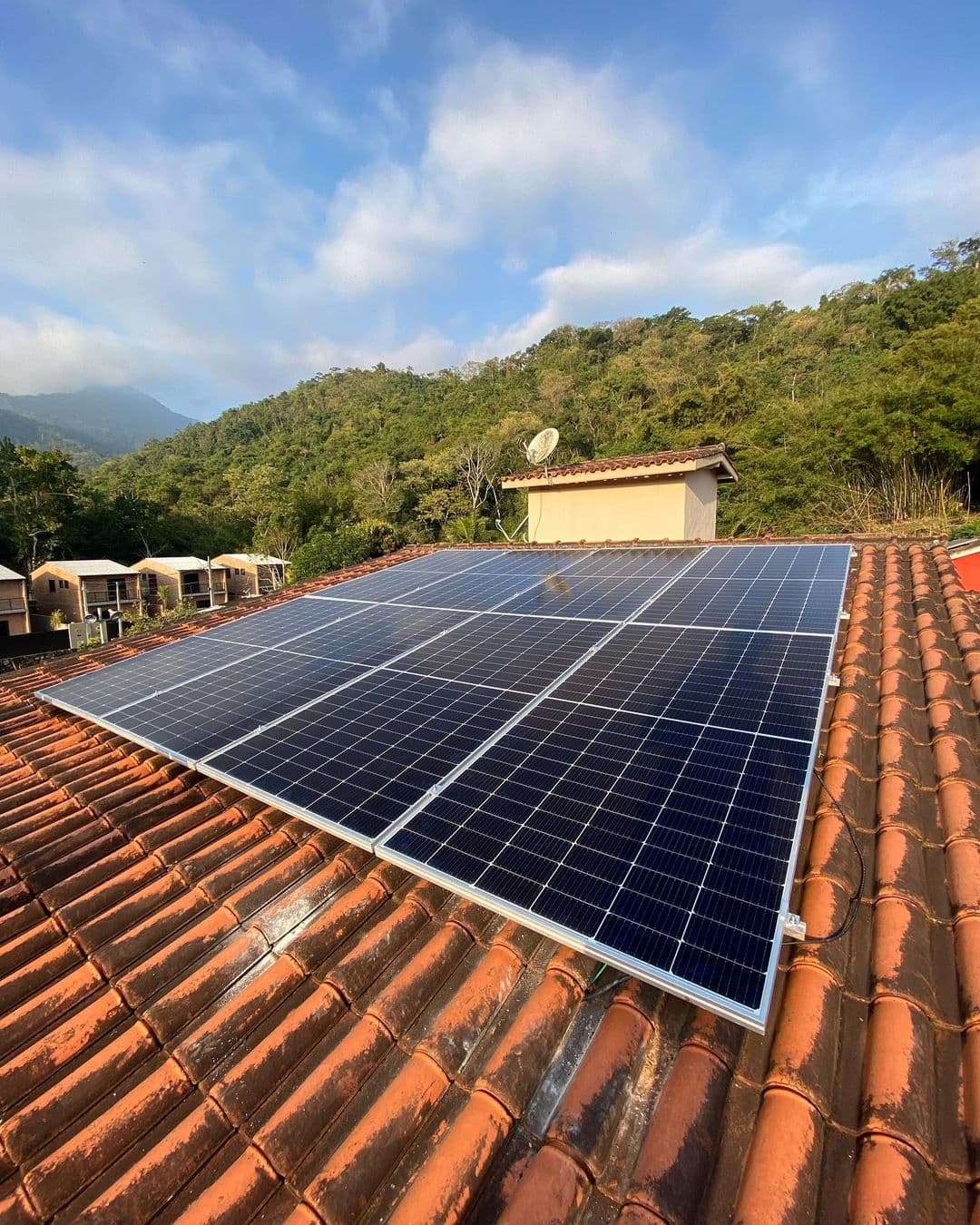 Wechselrichter Solar: Die treibende Kraft hinter effizienten Solaranlagen