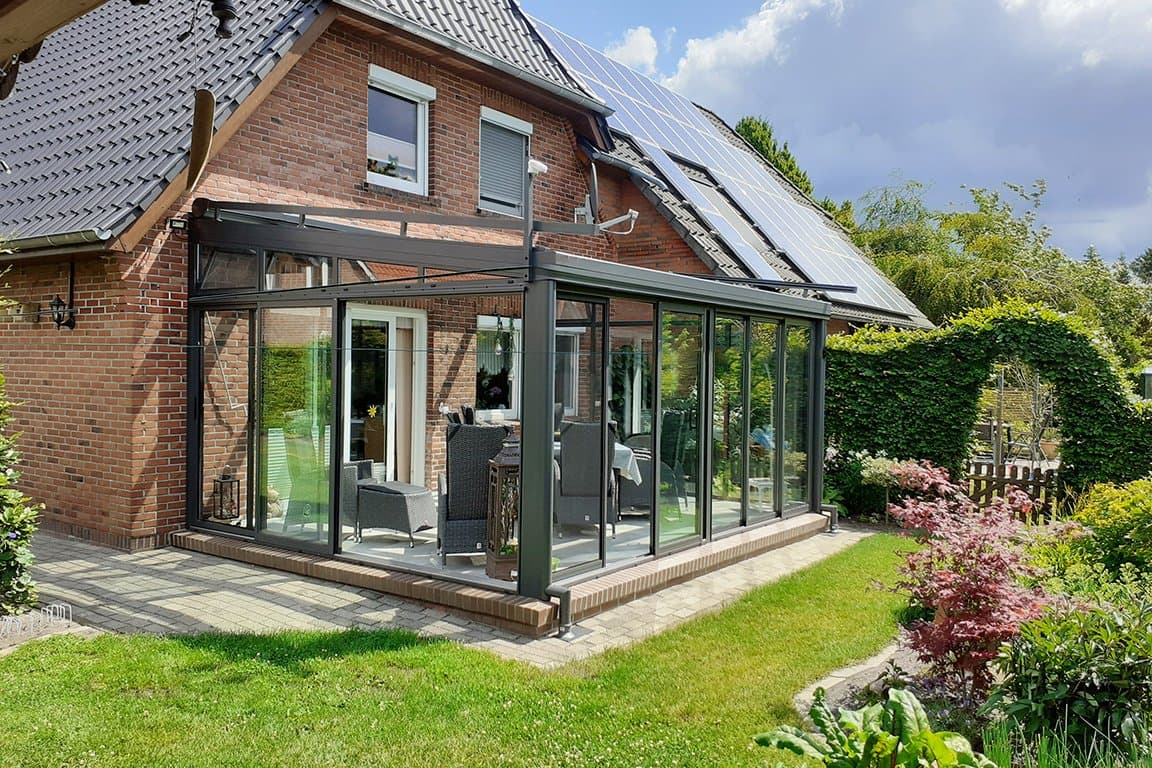 Die besten Farben und Designs für Ihre Terrassenüberdachung mit Markise