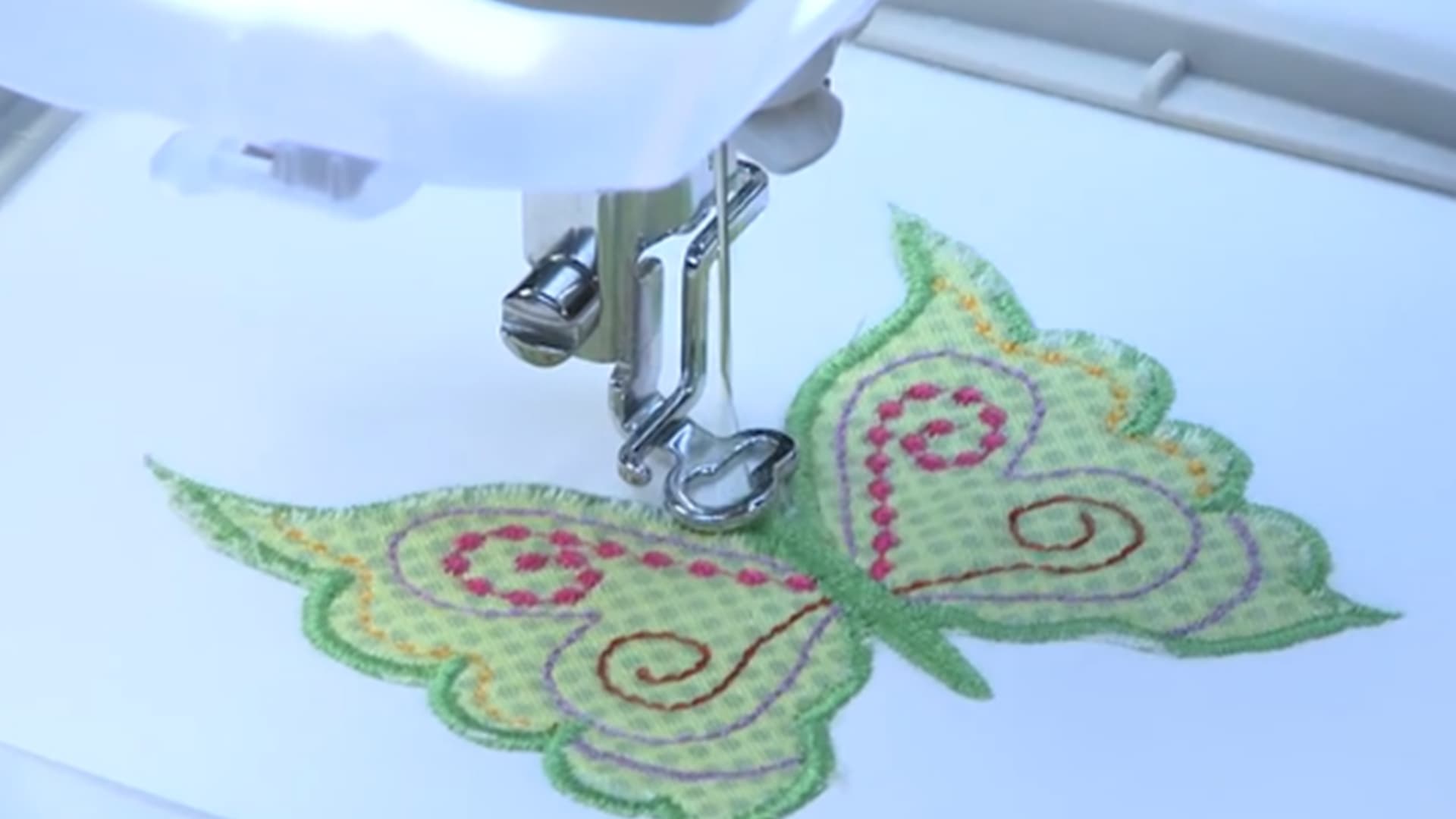 The Diversity of Machine embroidery designs: Traditional and Modern Designs