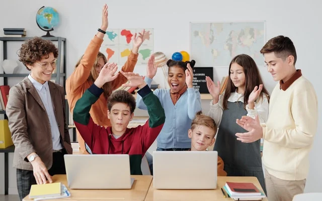Kommentar: Gegenwärtige Bildung trampelt auf dem Verstand herum